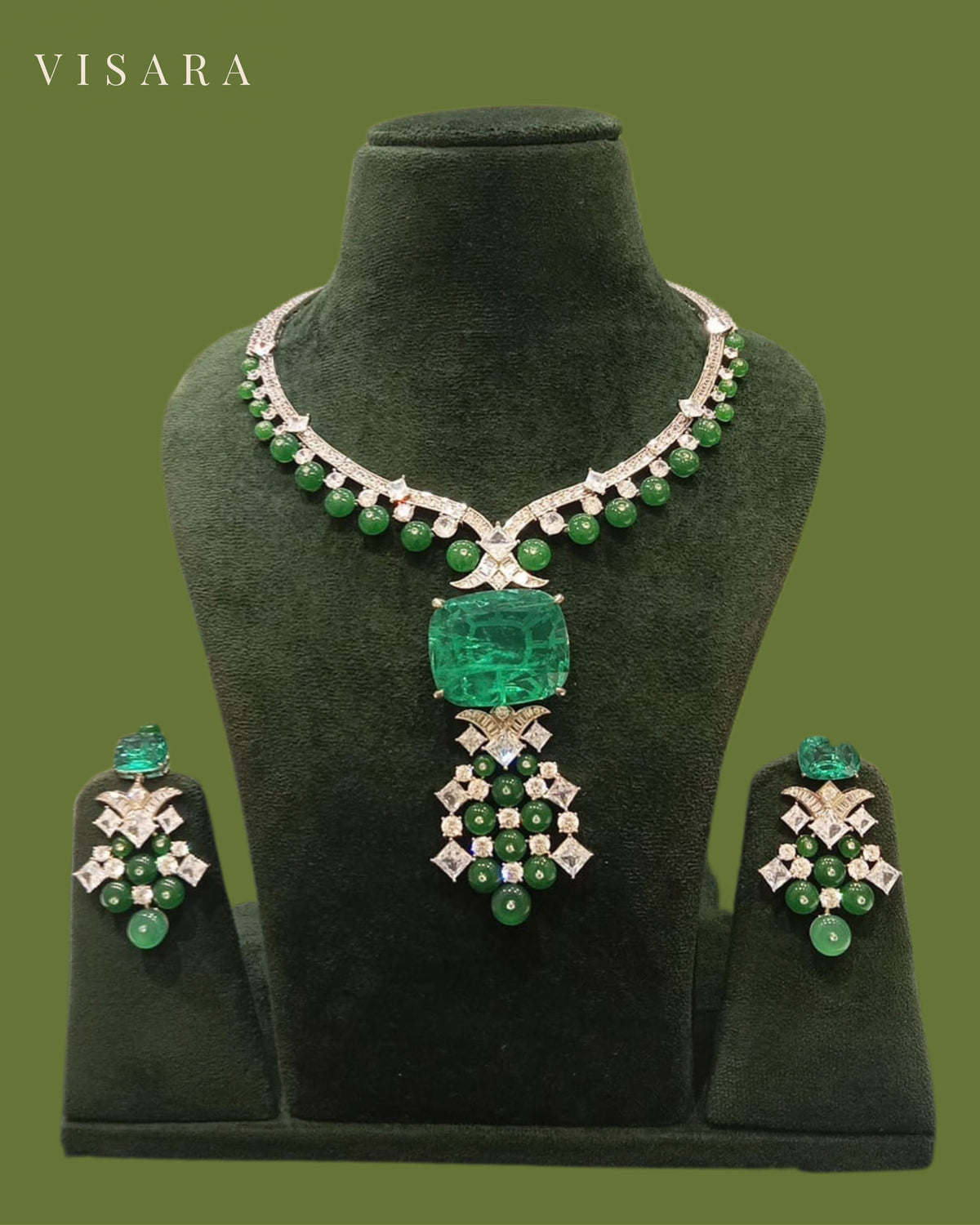 Emerald Green Silver Tone Rectangular Necklace Set