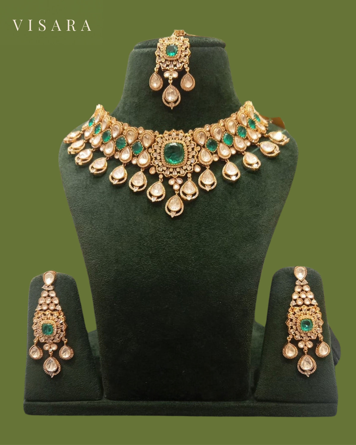 Emerald Green Antique Finish Necklace, Earrings and Tikka Set