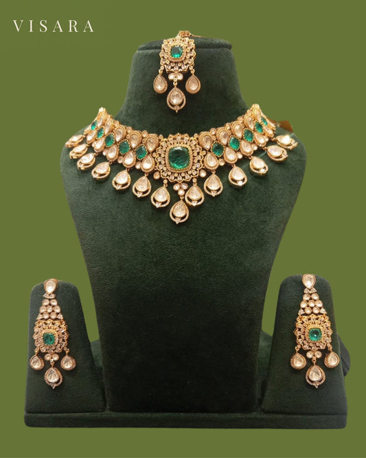 Emerald Green Antique Finish Necklace, Earrings and Tikka Set