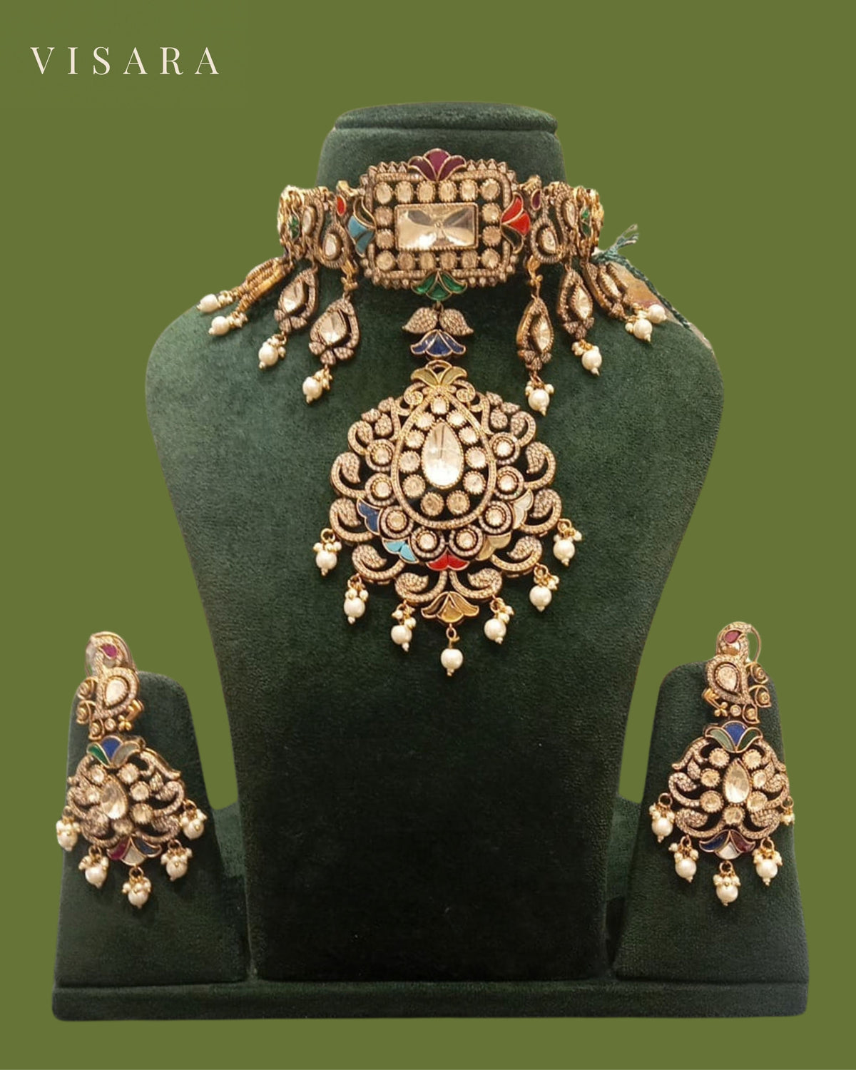 Multicolour Antique Finish Pendant Choker Set